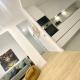 Barcelona Chic Apartments- Free Parking - 10 min BCN centre by metro - Foto 6