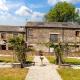 Threshing Barn at East Trenean Farm -Stunning Cornish Cottage sleeping 6 with hot tub, private garden, rural views and EV facilities, East Looe - Fotografie 5