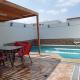 Cómoda casa con piscina