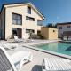 Apartments Kras 24 with Pool, Sežana (Sesana)