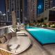 Luxury 3BR with Burj Khalifa Views, Pool, Gym, and Free Parking, Dubái - Foto 2