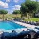 LA VILLA DE SENY , villa de charme avec jardin ,Piscine nature, jacuzzi , petanque, fitness, billard,ping pong,, Seny (fotografie 10)