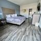 Delux Inn Cleburne, Cleburne