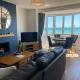 WORTHING BEACH 180 - 2 bed seafront apartment with private parking - Fotografie 1