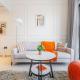 Jaw-Dropping Canal Views From This Stylish Condo, Dubaj - Fotografie 1
