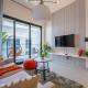 Jaw-Dropping Canal Views From This Stylish Condo, Dubaj - Fotografie 9