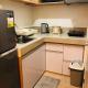 Osam Empire Suites 2BR Staycation at Trees Residences Condominium, Manila - Foto 6