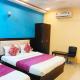 Hotel Golden Galaxy - Santacruz East
