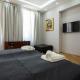 Charming 2-Room Apartment with Balcony, 15 Min to Center, Wien - Foto 6