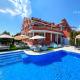 Lux Villa Mitimago