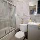 Tuk Ahoy - Emerald Suite 2C with Shared Spaces, Brooklyn (photo 2)