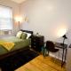 Tuk Ahoy - Emerald Suite 2C with Shared Spaces, Brooklyn (photo 3)