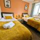 6 Guests * 4 Bedroom * Free Wi-Fi, Burton Latimer (Foto 5)