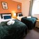 6 Guests * 4 Bedroom * Free Wi-Fi, Burton Latimer (Foto 4)