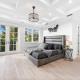 Oceanfront 4 Bedroom Villa with Pool Steps to the Beach!, Hollywood (Foto 5)