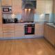 Addlestone - Stylish and modern 2 bedroom apartment, Addlestone (photo 3)