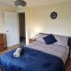 6 Bedroom Spacious villa, Free Parking, Byfleet (fotografie 9)