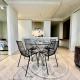 City Central Location, Parking and 2 Bed Apartment, Мельбурн (фото 4)
