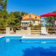 Ferienwohnung mit großem Pool nur 500 Meter bis zum Kieselstrand mit Klima, WLAN, Terrasse, Grillplatz Ližnjan - Photo 1