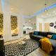 Chic City Center Studio with AC - Tropical House, Budapeszt - Zdjęcie 1