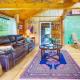 Pet-Friendly Jamestown Cabin with Fire Pit and Deck!, Jamestown (zdjęcie 6)