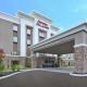 Hampton Inn & Suites Oakwood Village-Cleveland - Foto 1
