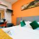 Swing & Pillows - Travelland Hotel, Ipoh, Ипох (фото 4)