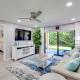 Cocoa Beach Condo with Community Pool and Hot Tub!, Коко-Бич (фото 4)