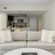 Hollywood 2BR w Gym Pool Lounge nr the 101 LAX-730, Los Angeles - Foto 2