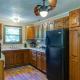 Riverfront Covington Cabin with Deck and Fire Pit!, Piqua (фото 9)