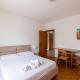 GuestHost - Kris- Mestre Bright Apartment with Parking!, Mestre (foto 6)