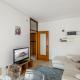 GuestHost - Kris- Mestre Bright Apartment with Parking!, Mestre (foto 4)