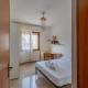 GuestHost - Kris- Mestre Bright Apartment with Parking!, Mestre (foto 9)