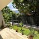Casa Woow, Carini