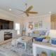 Steps to Crystal Beach: Gem w/ Ocean-View Deck!, Crystal Beach (zdjęcie 6)