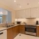 Chic 2BR Duplex, Huge Balcony High-End Furniture - Allsopp&Allsopp, Dubaj - Fotografie 8