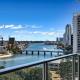 Circle on Cavill Riverview Apartment 450 metre to the Beach Gold Coast - Zdjęcie 1