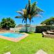 Entire House in Beacon Bay - Family or Group Retreat - Swimming Pool - Multiple Braais East London - Fotografie 3