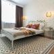 Downtown Retreat: Spacious 2-BR by Unirii Square, Bucarest - Foto 3