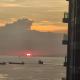 Cozy Penthouse 2BR Suite w Balcony - Amazing Manila Bay View and City Skyline near MOA, Manila - Foto 5