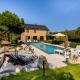 LA VILLA DE SENY , villa de charme avec jardin ,Piscine nature, jacuzzi , petanque, fitness, billard,ping pong,, Seny (fotografie 5)