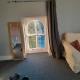 Budget Loft room, Shared guest house by University R10 Swansea - Photo 2