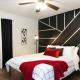 Rustic Luxe Loft , A King Bed Hideout with Edge Gainesville - Zdjęcie 3