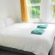 Flat-B, 4 Adults, 20 mins to Beach, Netflix, Wifi, Sleeps 4 Adults, Bournemouth - Foto 6