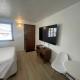 1 Queen Bed, Lake City (photo 4)