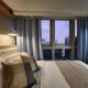 LuxeStaysMnl Coastal Chic Netflx 380MBPS Pool BGC, Manille - Photo 1