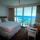 Castle 1029 Balcony studio with Ocean View, Pool, Tennis and Free Parking Miami Beach - Photo 3