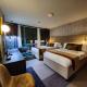 LUXESTAYSMNL ELEGANT FAMILY 2BR SUITE POOLGYM 400MBPS WIFI NETFLX AMAZING CITY VIEW, Manila - Foto 1