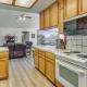 Private Lake, Hot Tub & EV Charger: Mariposa Home!, Mariposa (foto 9)