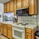 Private Lake, Hot Tub & EV Charger: Mariposa Home!, Mariposa (foto 10)